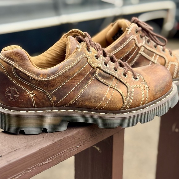 Dr. Martens Lexington brown leather boots - Picture 9 of 10